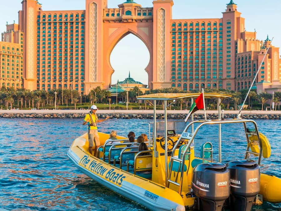 The Yellow Boats: 75-Min Atlantis Tour - Dubai Marina, Ain Dubai, Palm, Atlantis