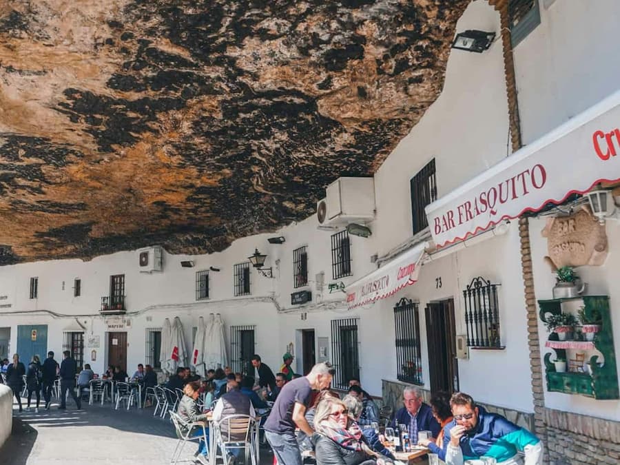Setenil, Zahara & Ronda: Day Trip from Seville