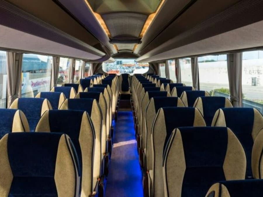 Catania Fontanarossa Airport: Interbus Bus Transfer from Syracuse to Airport