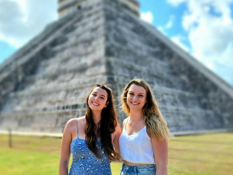 Chichén Itzá: Guided Tour from Cancún + Early Access + Optional Hotel Transfers
