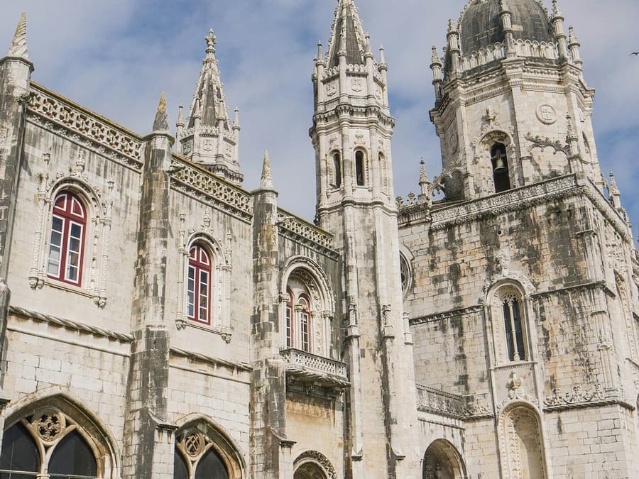 Lisbon: Jerónimos Monastery Guided Tour + Belém Walking Tour