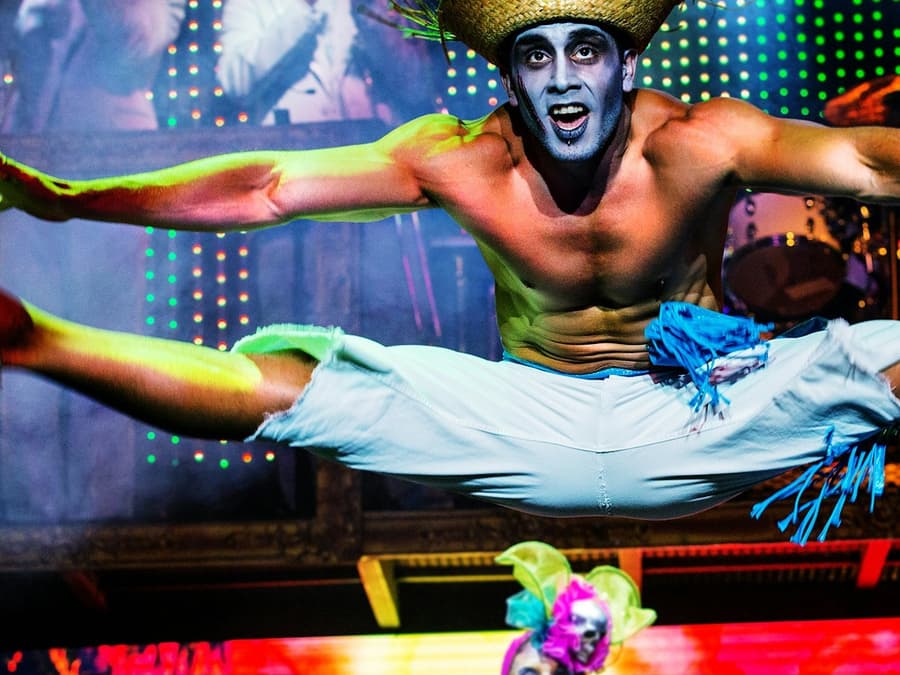 V Theater Las Vegas: Zombie Burlesque