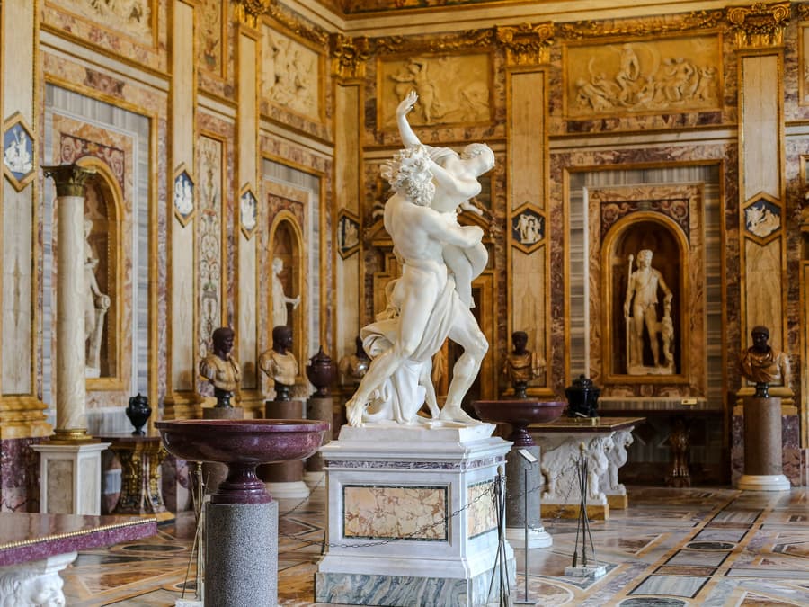 Kombibiljett: Inträde till Galleri Borghese & 3-timmars Hop-On Hop-Off-busstur