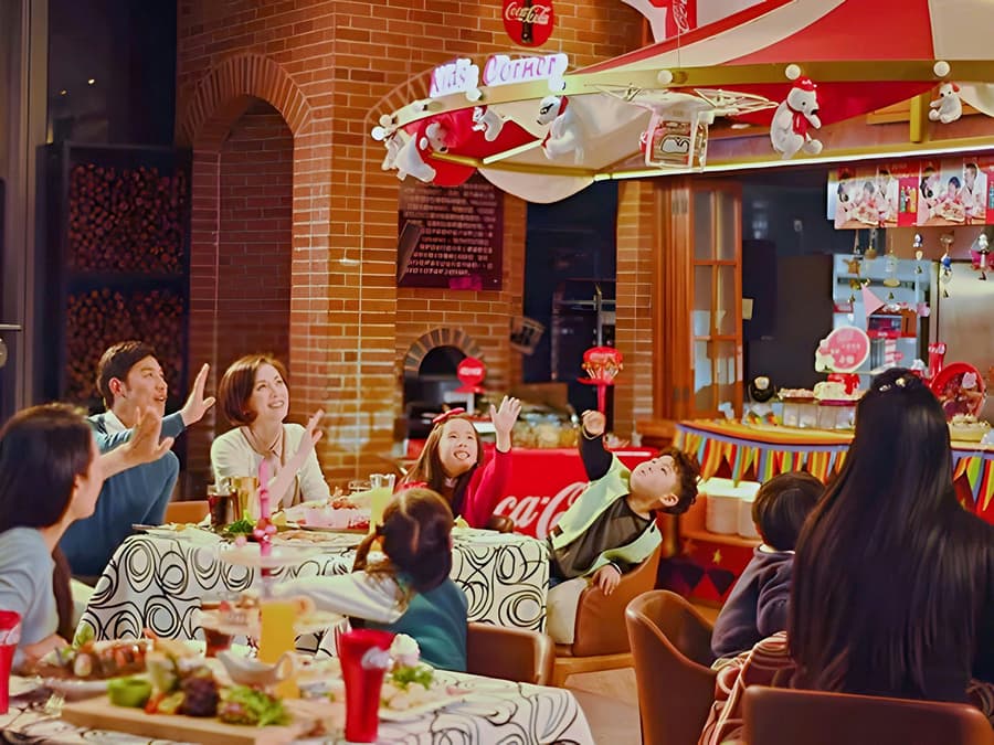 Oriental Pearl Radio & Television Tower Tickets with Lunch/Dinner Buffet