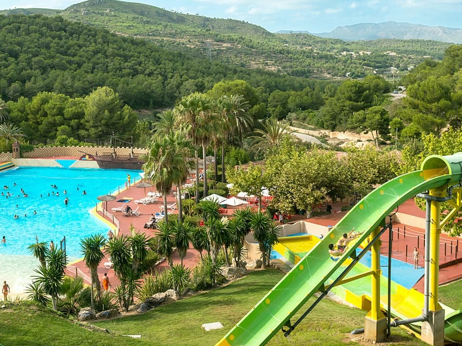 Aqualeon Water Park: Entry Ticket