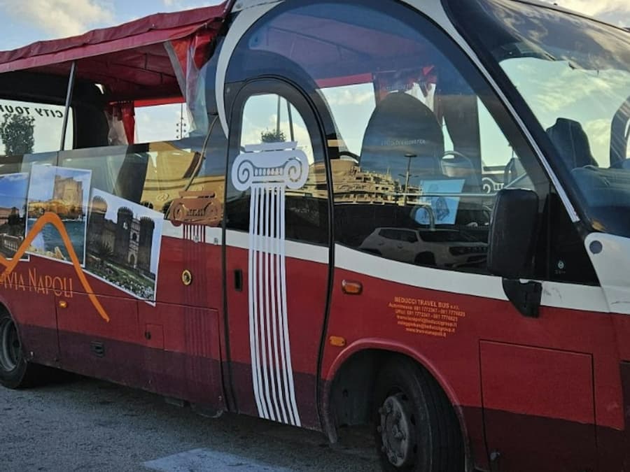Tramvia Naples: Hop-on Hop-off City Bus Tour