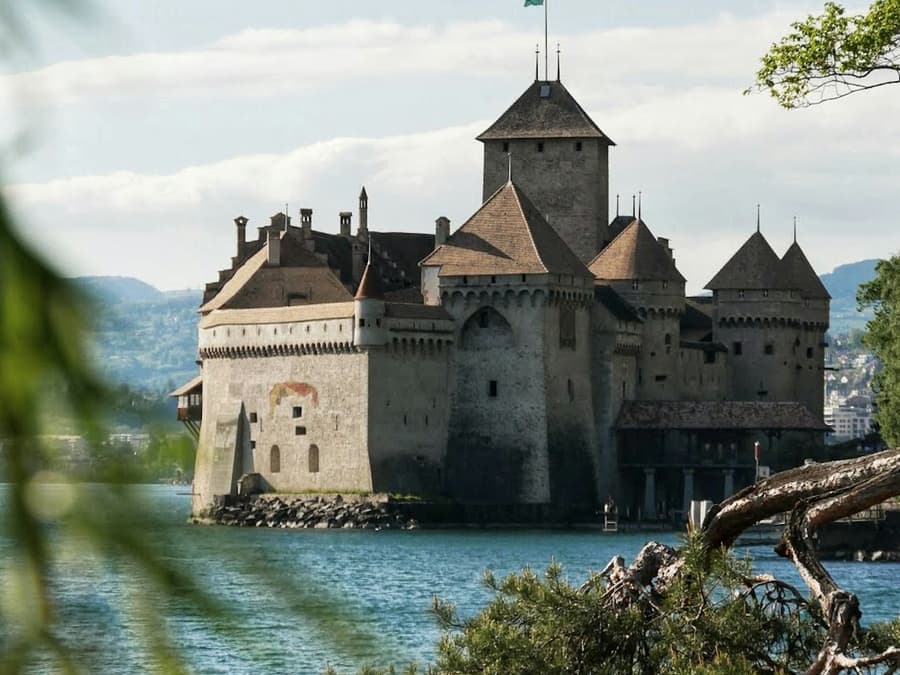 Chillon Castle: Entry Ticket