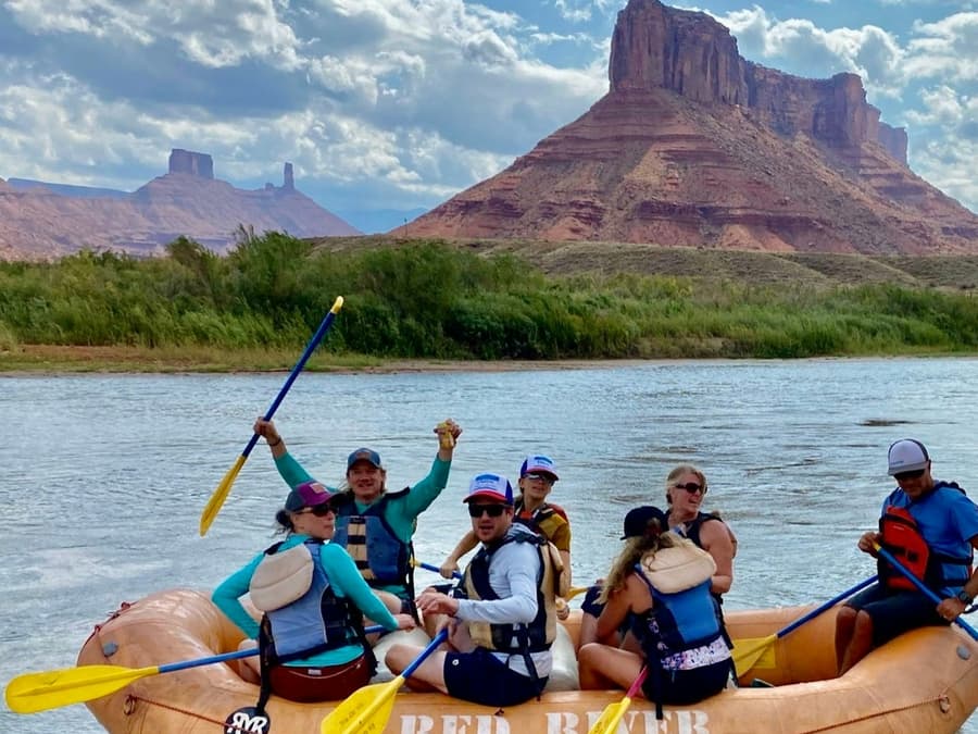 Fisher Towers: Rafting Experience with Lunch