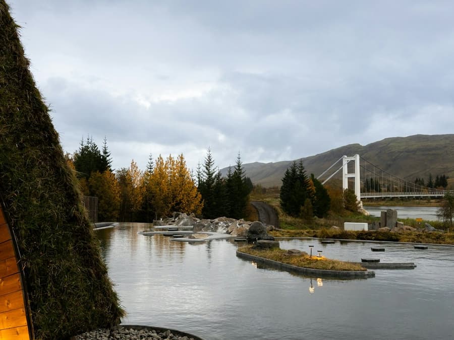 Laugarás Lagoon: Entry Ticket + 2-Course Meal