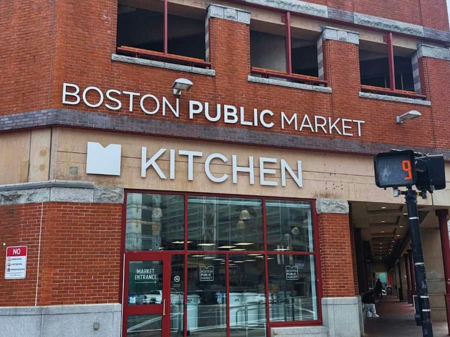 Boston: Guided Freedom Trail History & Food Tour