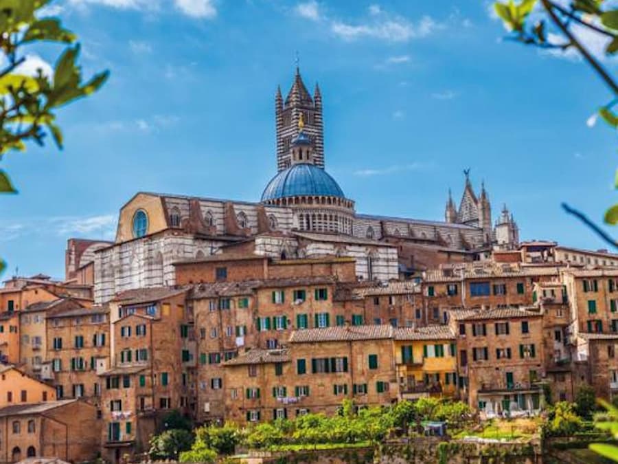 Siena: Riddle Hunt Guided Walking Tour