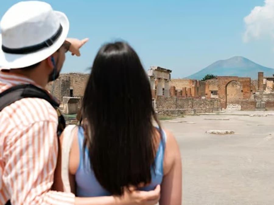 Pompeii: Belépőjegy audio útmutatóval + menettérti utazás Salernóból vonattal