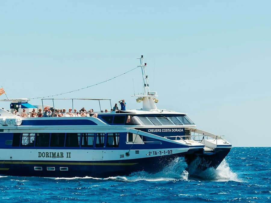 Cambrils: Roundtrip Ferry from Salou