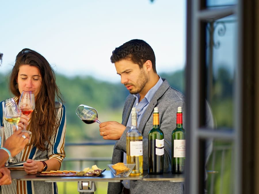 Château La Croizille: Guided Tour + Wine Tasting
