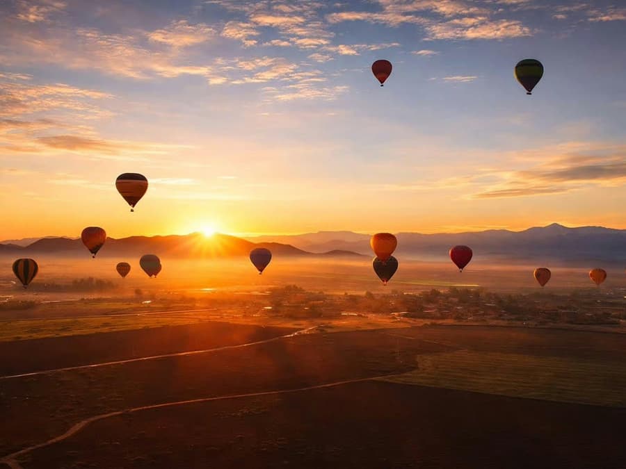 Marrakech: Sunrise Hot Air Balloon Flight, Berber Breakfast & Certificate