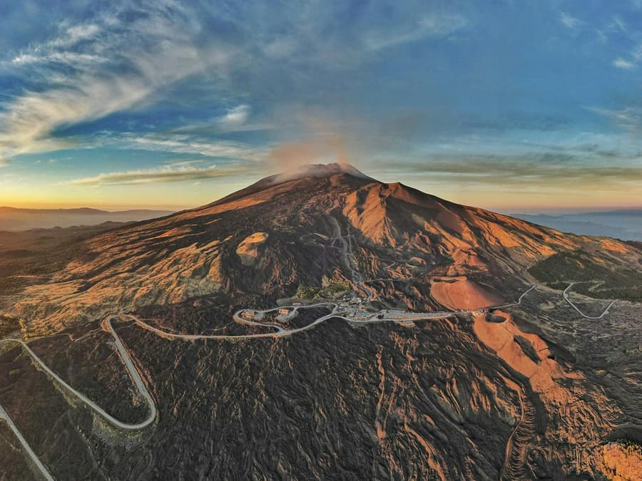 From Catania: Mount Etna Morning Excursion with Round-Trip Transfers