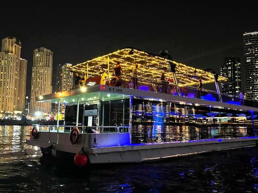 Tour Nhà Thuyền Ain Dubai