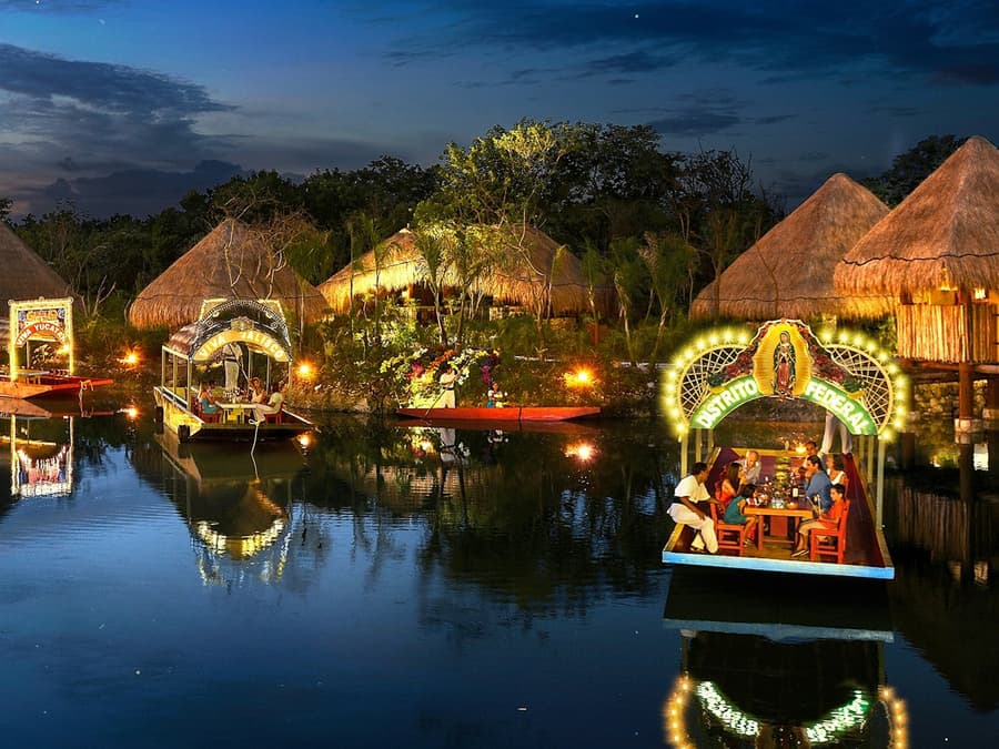 Xoximilco Park: Fast-Track Entrance & Transport with Dinner and Live Music