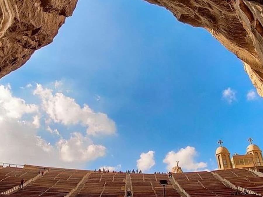 Cairo: Guided Day Tour + Roundtrip Transfer + Lunch