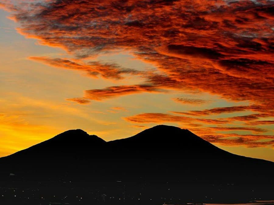 Vesuvius: Entry Ticket + Roundtrip from Pompei