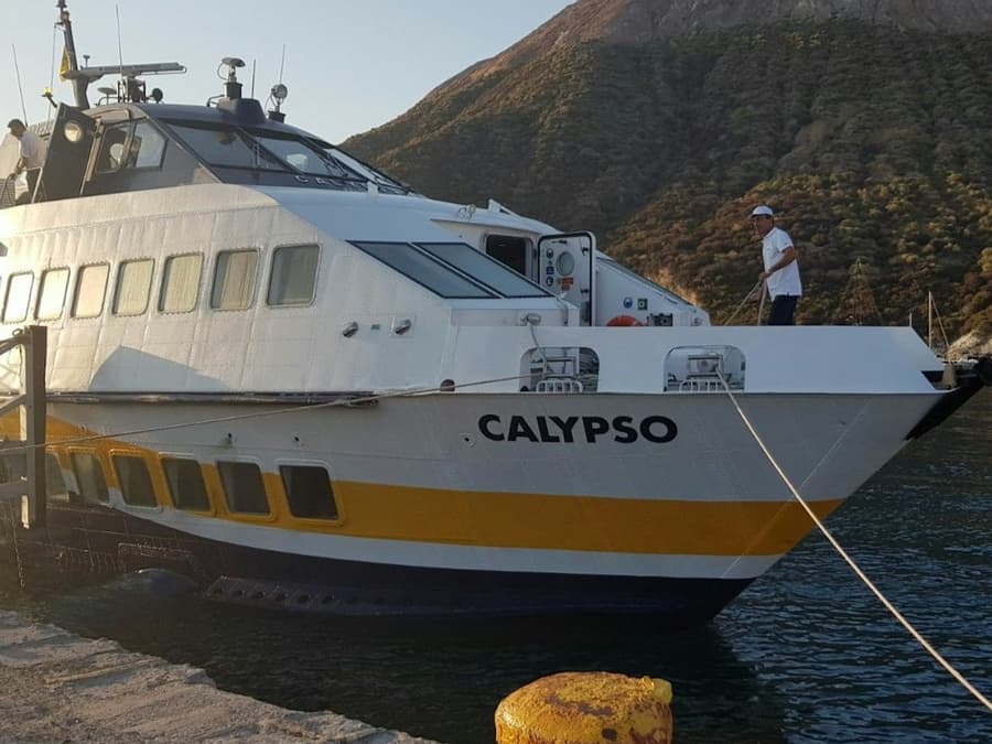 Aeolian Islands: One-Way Ferry from Filicudi to Lipari