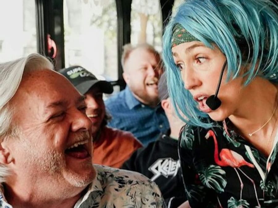 Nashville for Morons: Guided Bus Tour