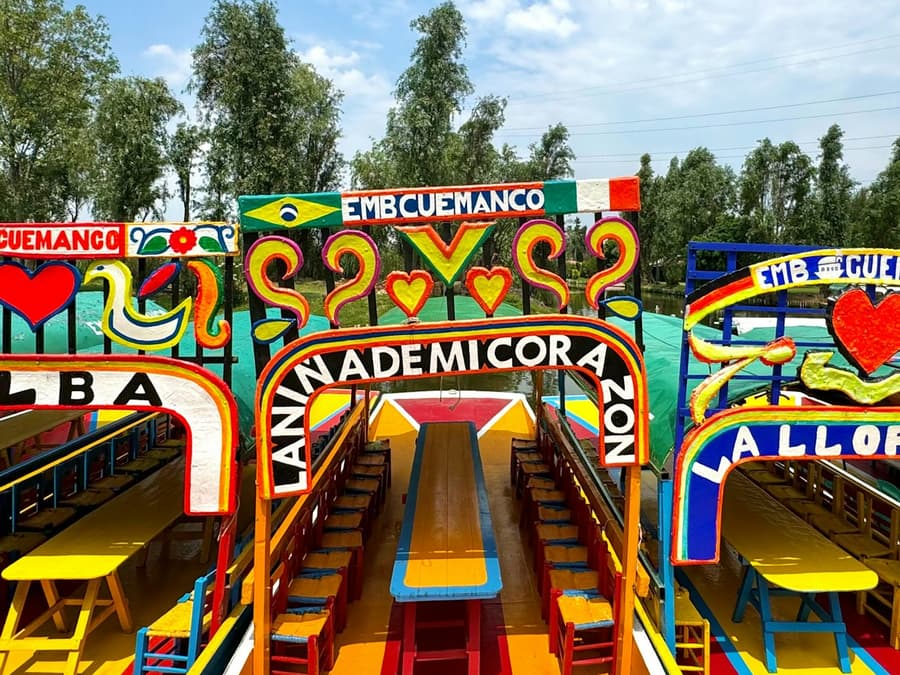 Xochimilco Guided Tours: Boat Tour + Roundtrip Transport