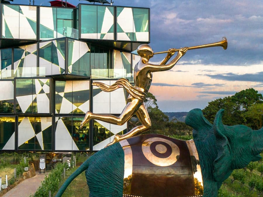 d'Arenberg Cube: Guided Tour + Wine Tasting + Salvador Dali Exhibiton Entry