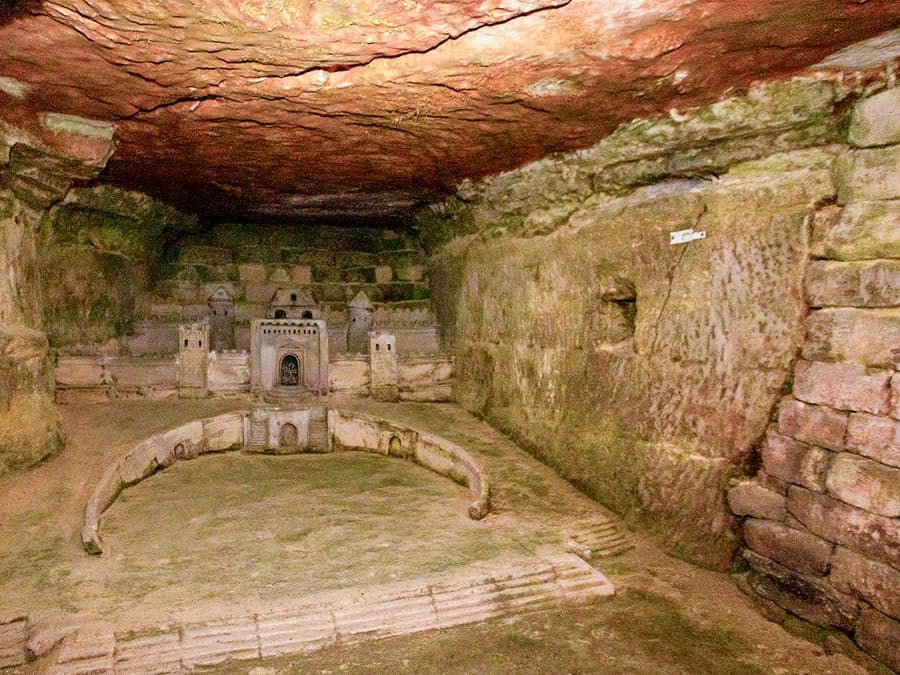 Geführte Tour durch die Katakomben von Paris