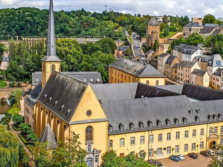 Luxembourg and Dinant: Day Trip from Brussels