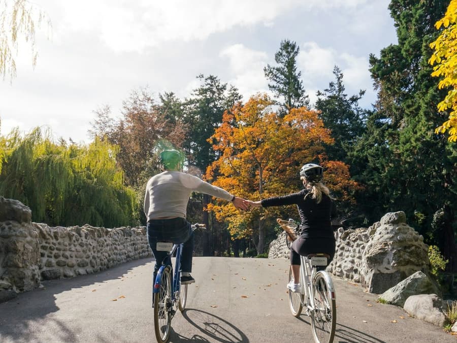 Victoria: 3-Hr Guided Bike Tour