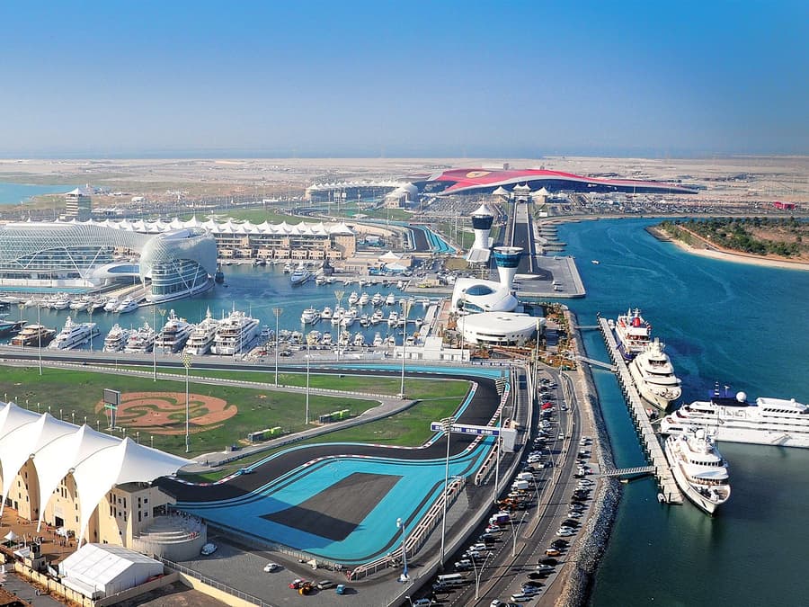 Guided Venue Tour of Yas Marina Circuit