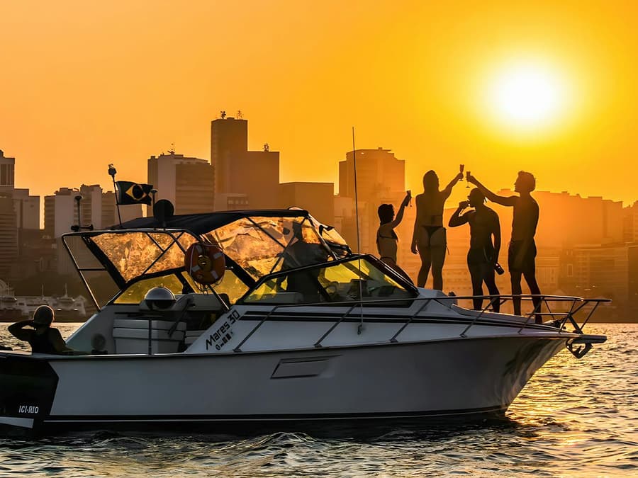 Rio de Janeiro Sunset Speedboat Tour with Drinks & Swim Stop