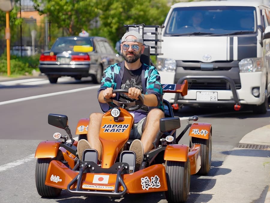 Osaka: Castle, HARUKAS 300 & Namba 90-Min Go-Karting Experience by JAPANKART
