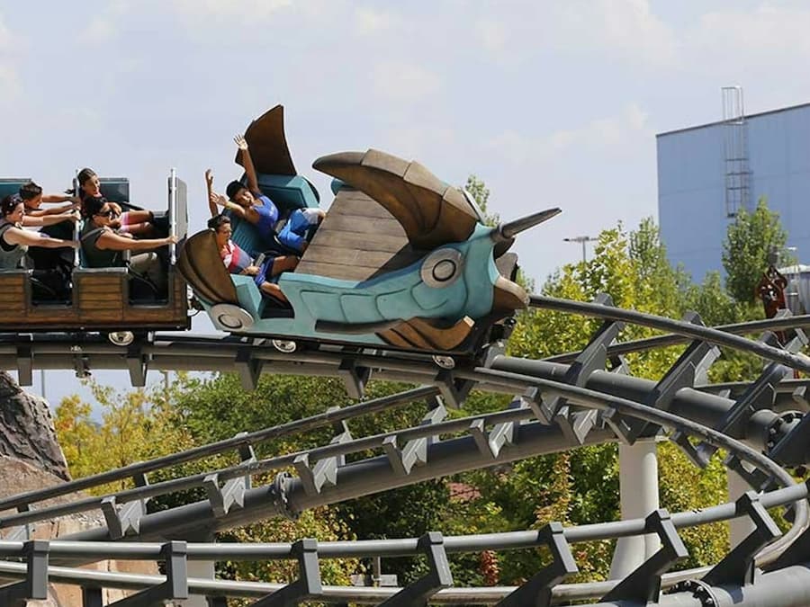 MagicLand: Open Date Ticket