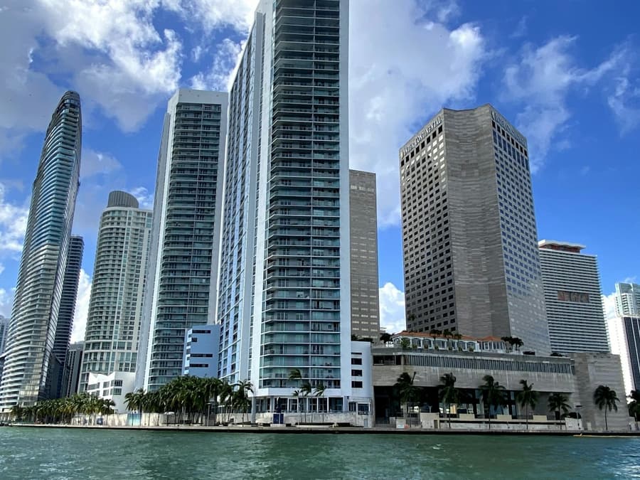 Miami: Sightseeing Day Cruise from South Beach