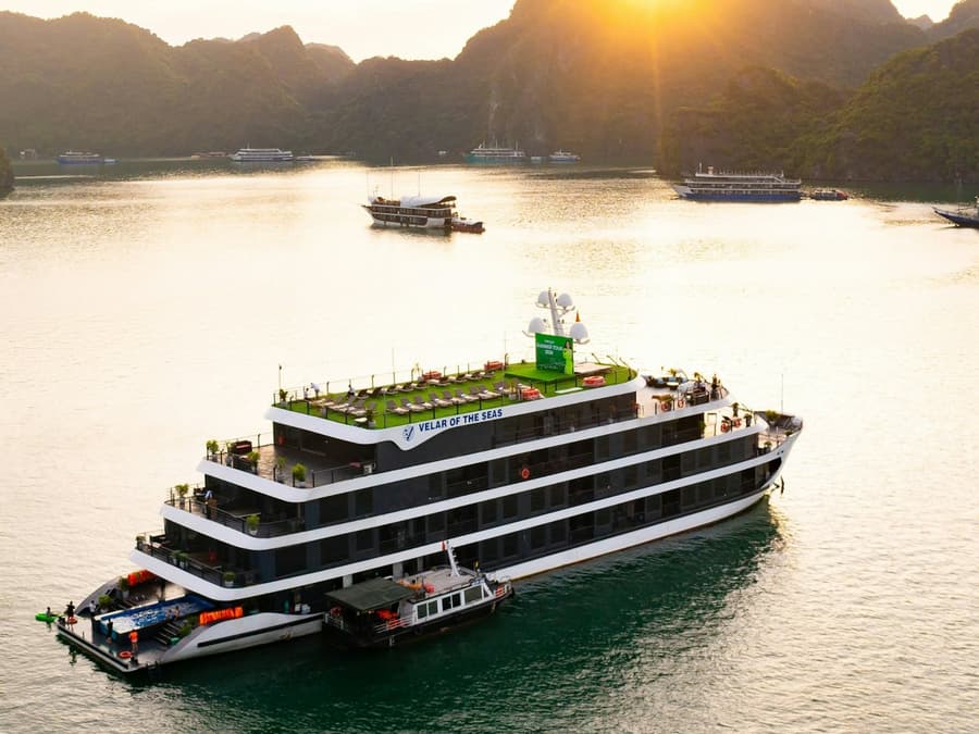 Ha Long & Lan Ha Bay: 2D1N Velar of The Seas Boat Cruise + Optional Transfer