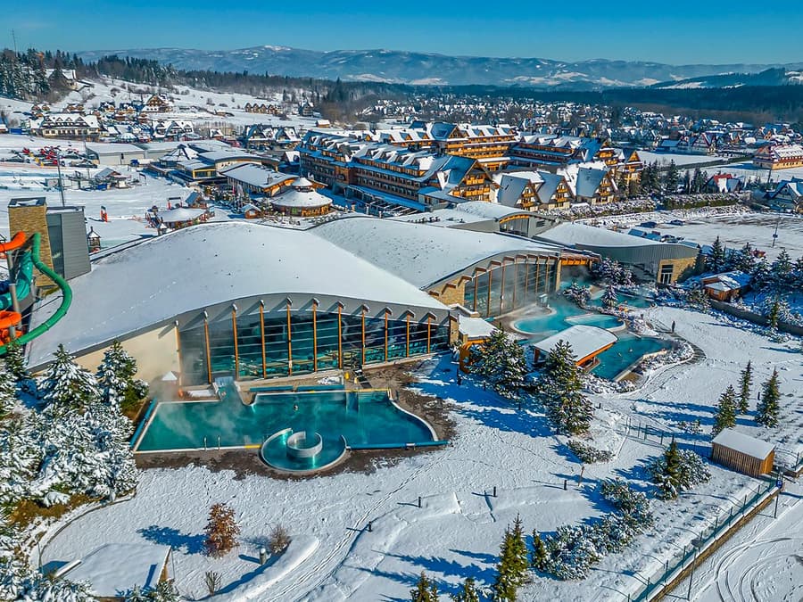 From Krakow: Zakopane Day Trip with Terma Bania Hot Springs, Cable Car & Transfers