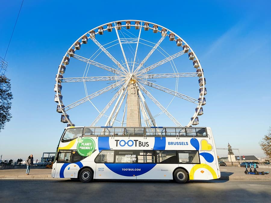 Brüsszel Combo: Hop-on Hop-off Busos Túr + Kerekeskerekes Jegyek