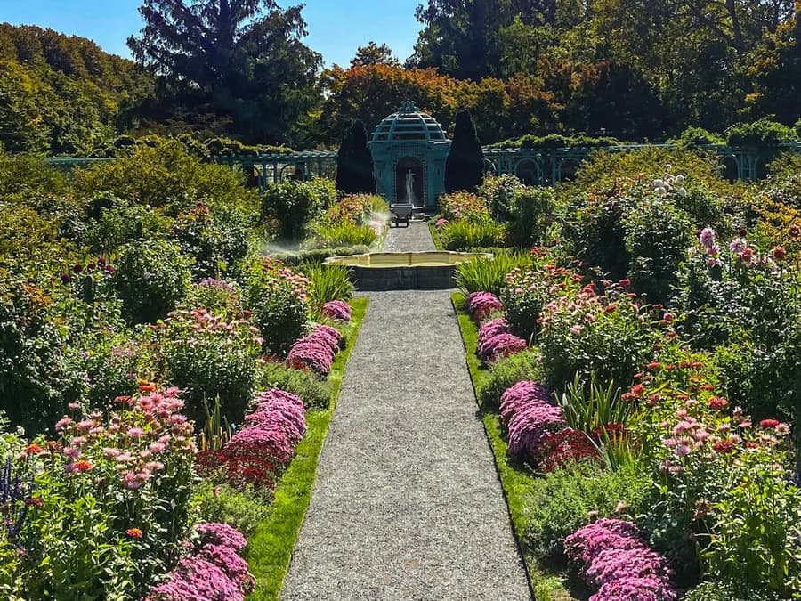 Old Westbury House and Gardens