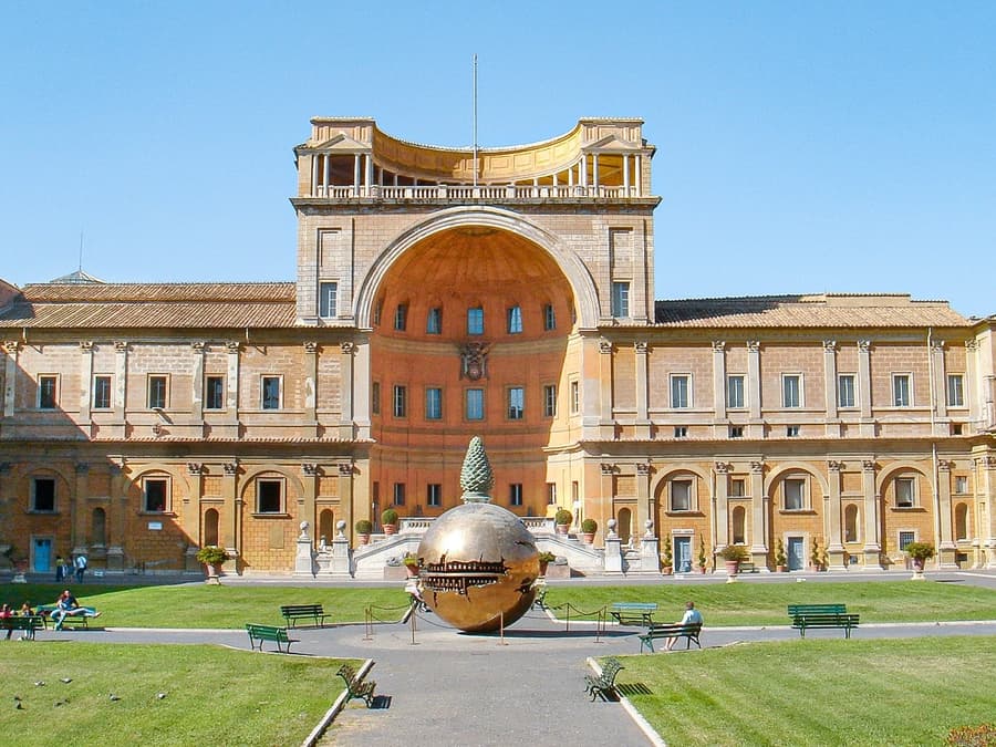 Vatican Museums & Sistine Chapel Premium Small Group Tour