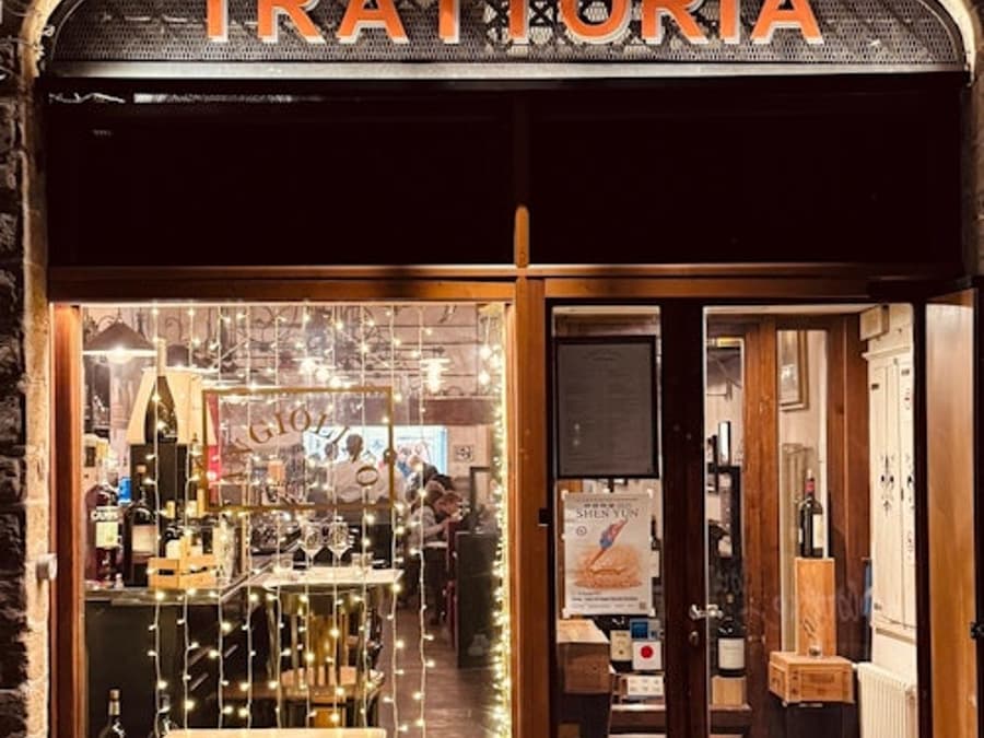 Florence: Self-Guided Food Tour + Wine Pairings