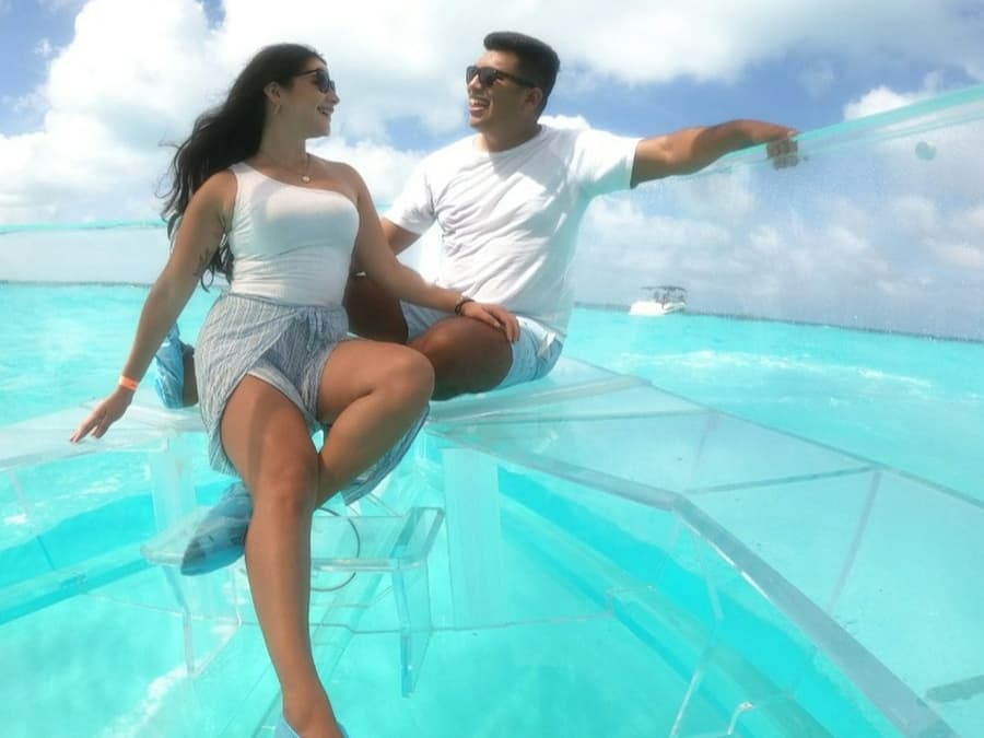 Cancún: Crystal Boat Tour in the Nichupte Lagoon