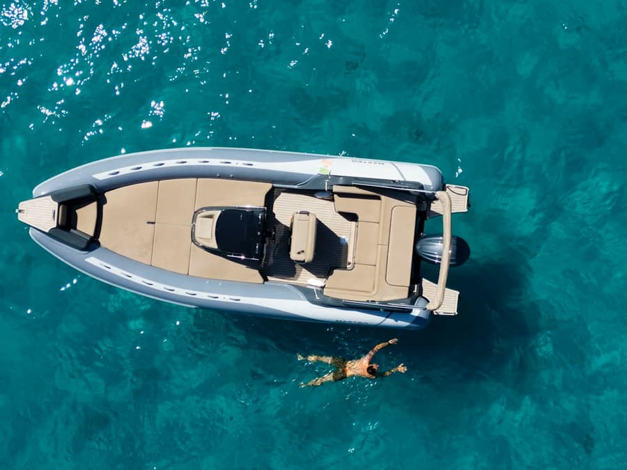 Mondello: Boat Tour from Palermo + Snorkeling + Snacks & Drink