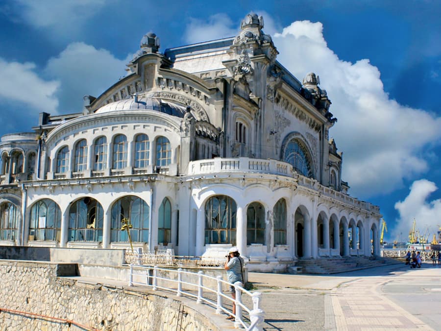Sortehavet & Constanța Casino: Dagsture Fra Bukarest