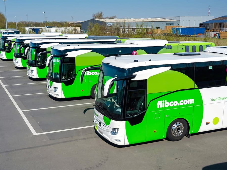 Bus Transfer: Flibco Transfers Between London Stansted Airport & London City
