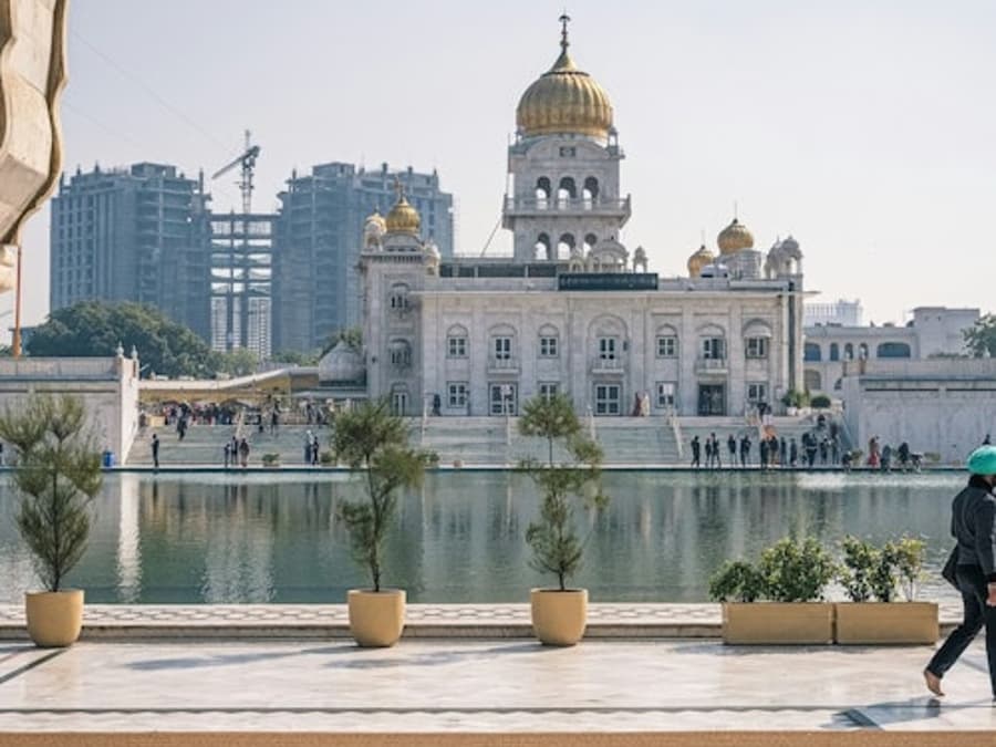 New Delhi: Guided City Tour + Roundtrip Transfer