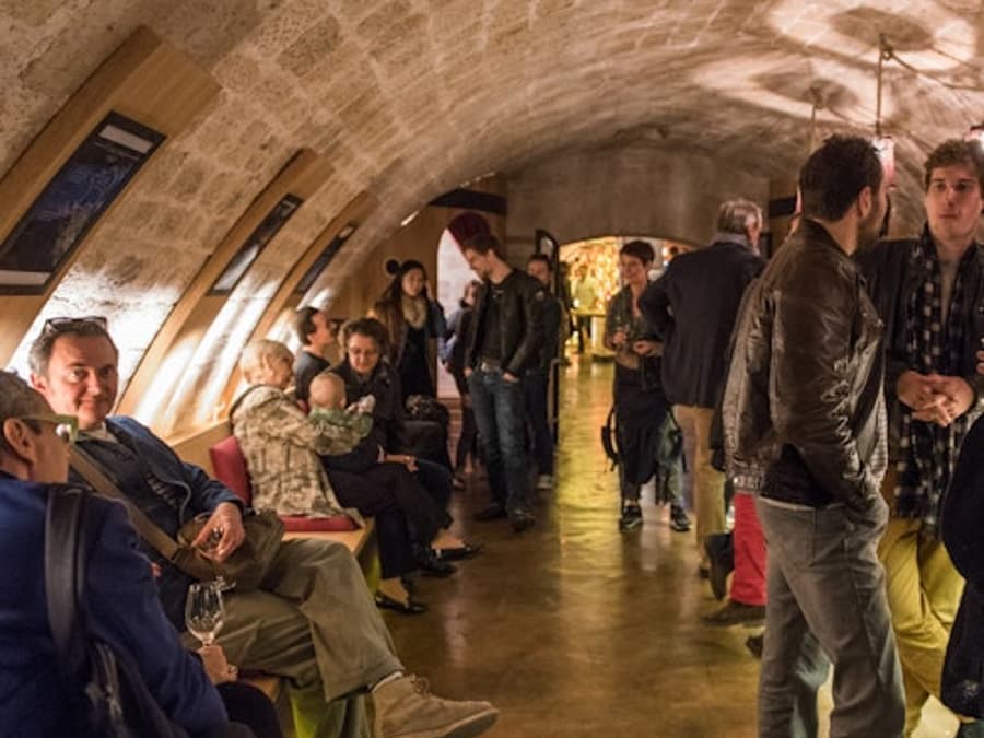 Caves du Louvre: फ्रेंच वाइन अनुभव