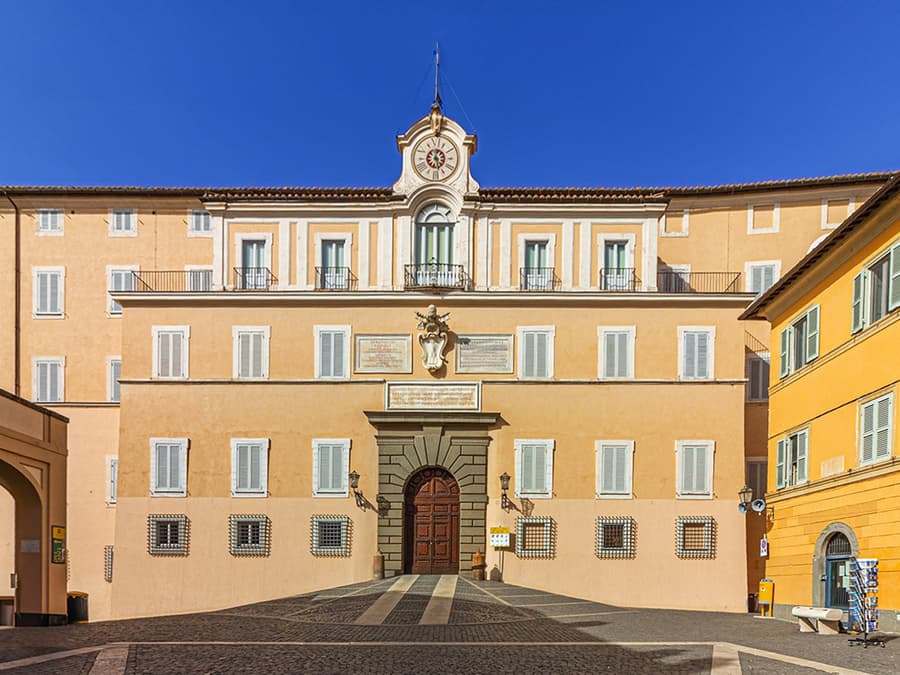 Castel Gandolfo Tam Deneyim ve Papalık Bahçeleri Eko-Minibüs Turu