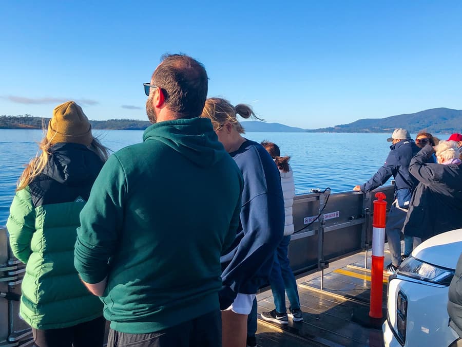 From Hobart: Bruny Island Full-Day Guided Tour with Gourmet Food